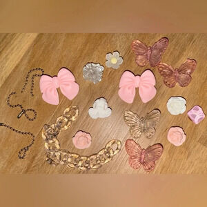 BUTTERFLY FLOWER PINK PLASTIC CROC CHARM SHOE JOBBITZ GIRLY SET